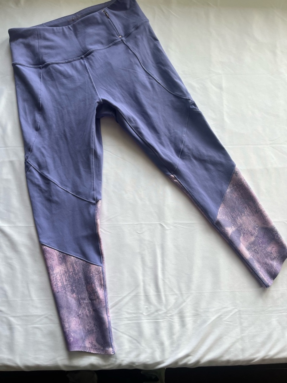 CALIA by Carrie Underwood Lavender Purple Leggings with Pink Patterned Panels